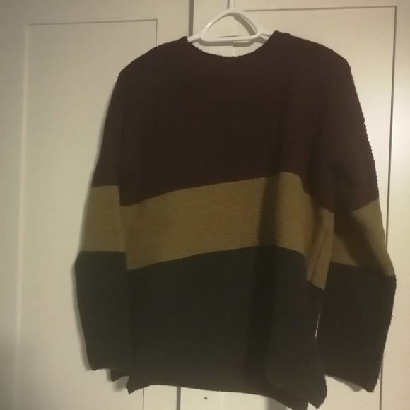 Fall themed sweater - Picture 1 of 2